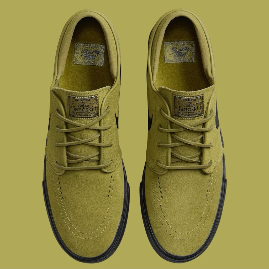 Nike Sb Zoom Janoski Og+ In Pacific Moss - Skateboarding Green Suede Black Sole